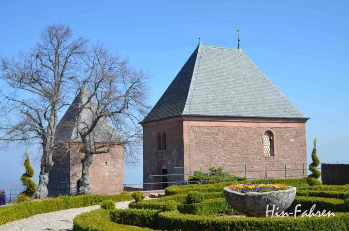 Die beiden Kapellen auf dem Odilienberg data-Der Odilienberg im Elsass ist Wallfahrtsort und Ausflugsziel #Frankreich #Ausflug #Tagestour #Odilia"