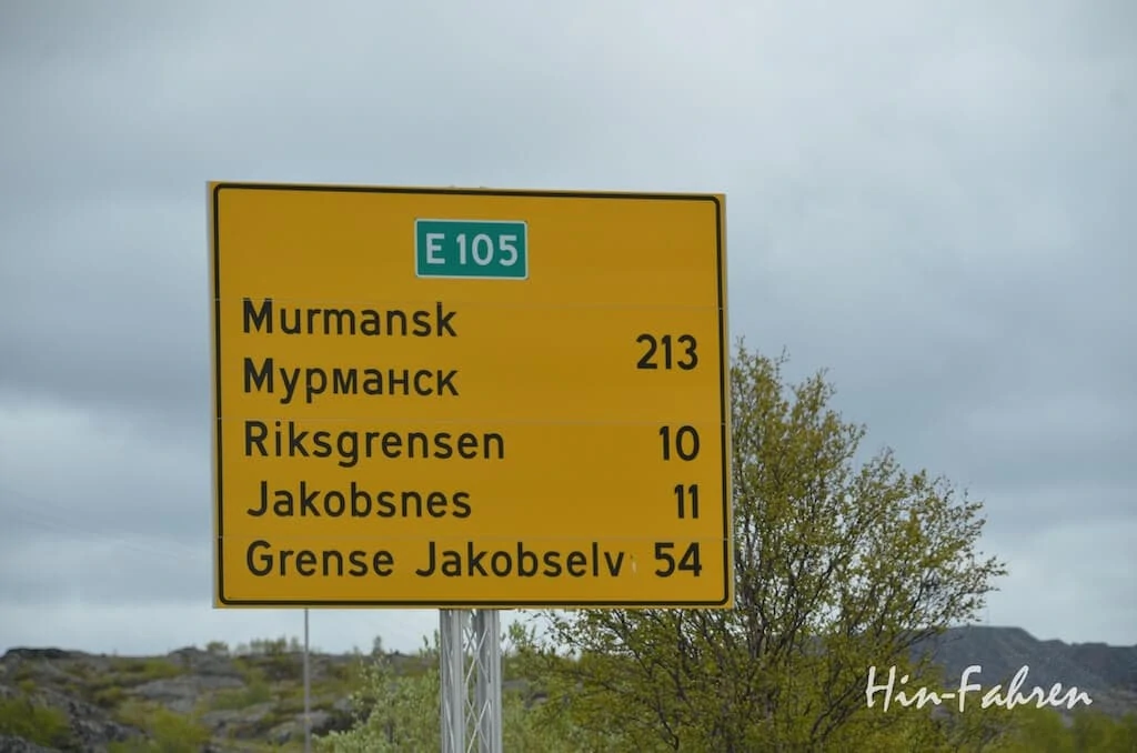 Straßenschild in Kirkenes