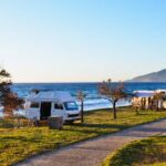 Camping im Herbst auf Korsika mit Wohnmobil: Campingplatz am Meer