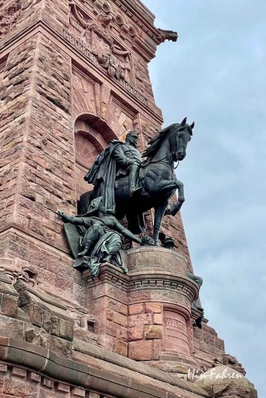 Wohnmobiltour Harz: Reiterstandbild Wilhelm I auf dem Kyffhäuser-Denkmal